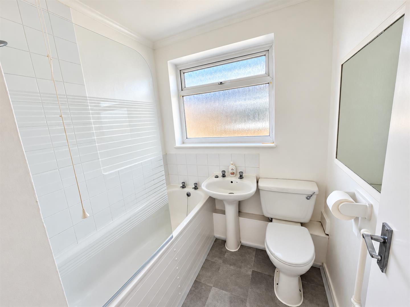 bathroom.png